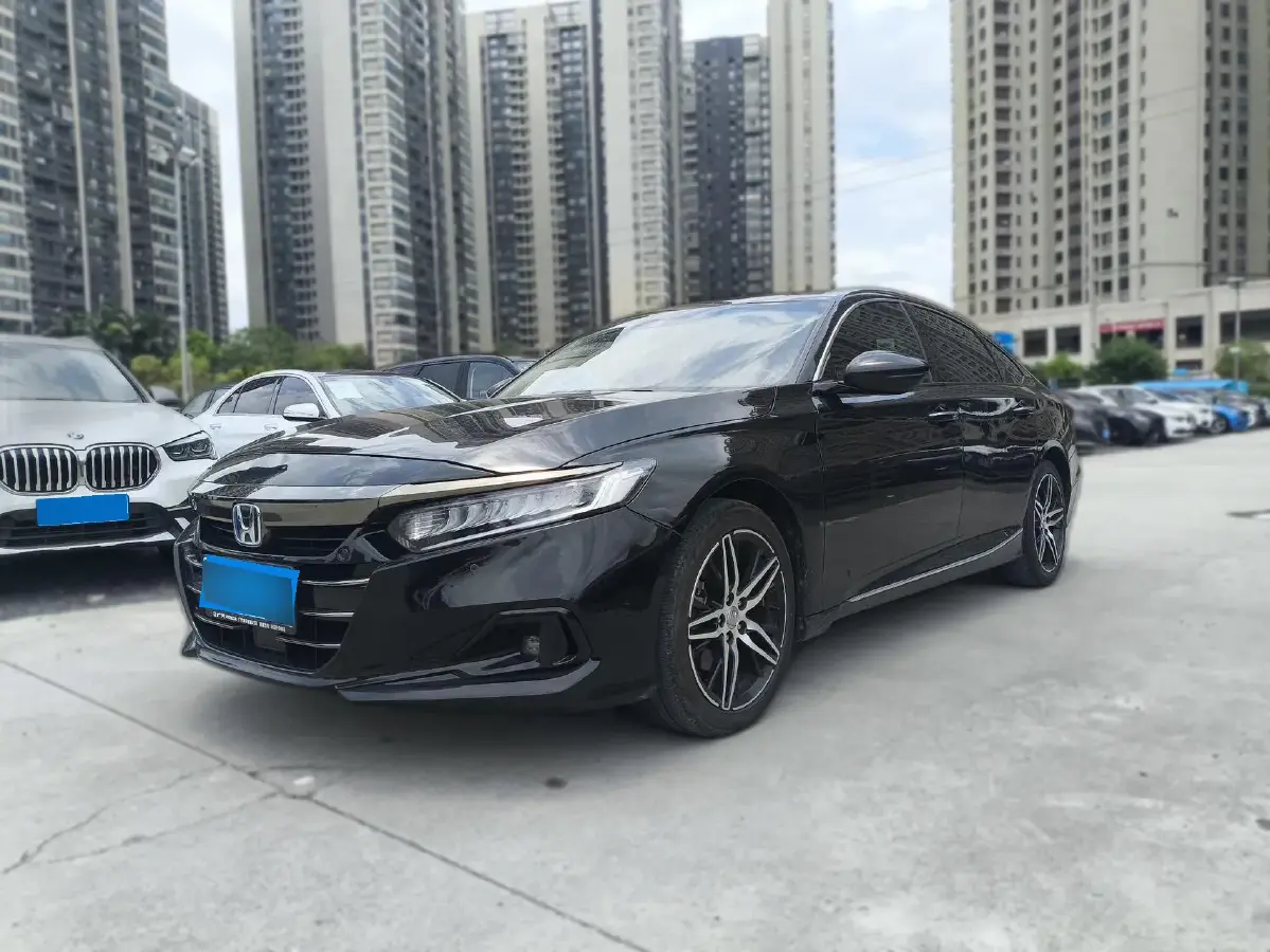 2022 Honda Accord 2.0L 146HP L4 E-CVT Hybrid