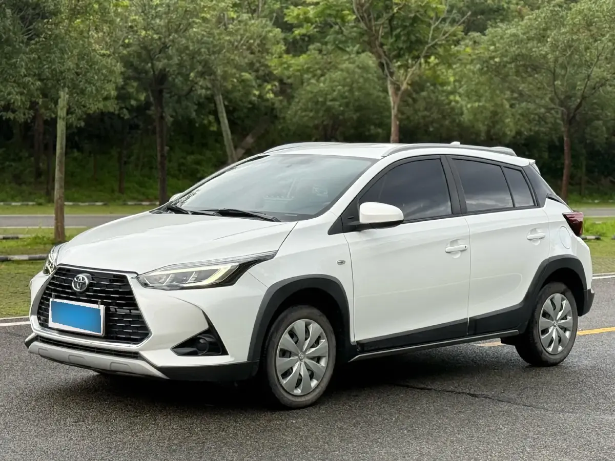 2022 Toyota Yaris L 1.5L 112HP L4 CVT