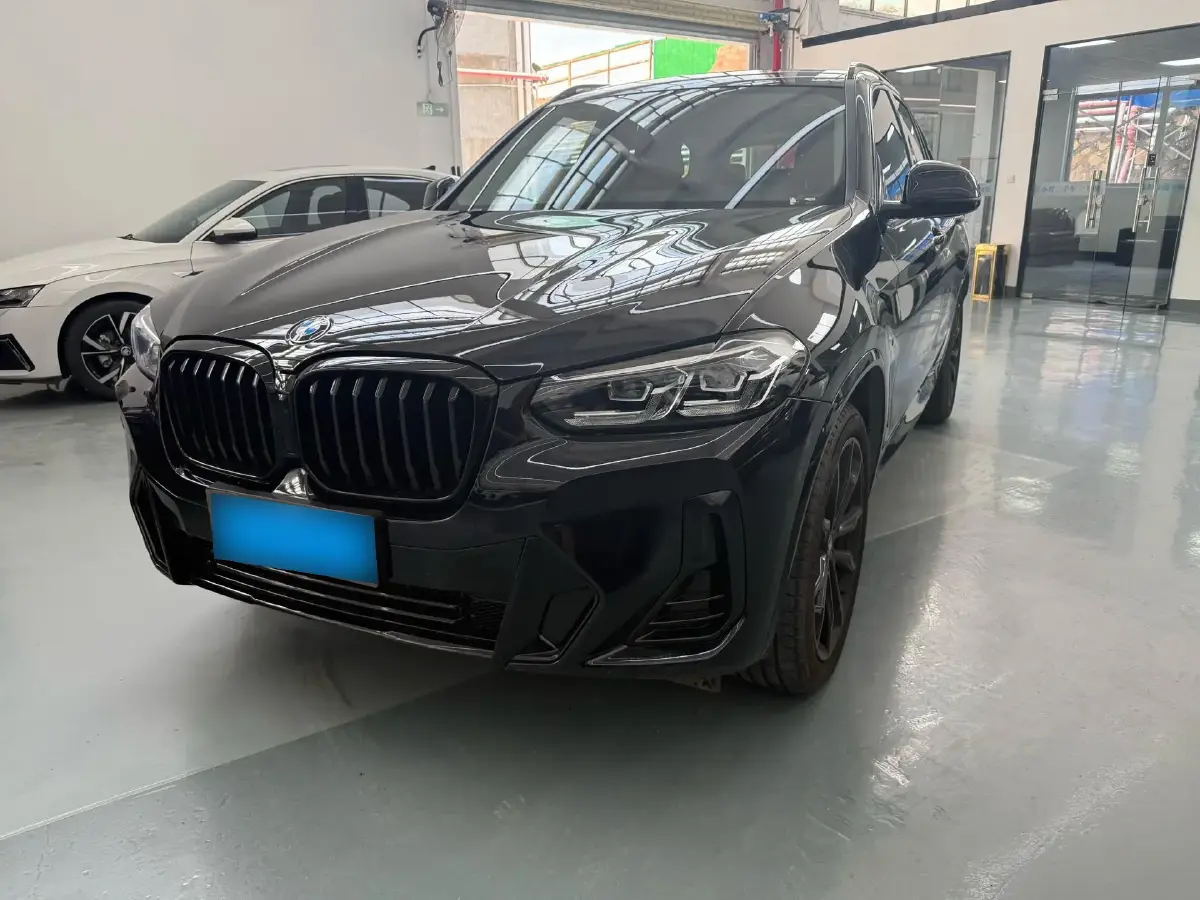 2022 BMW X3 2.0T 252HP L4 8AT