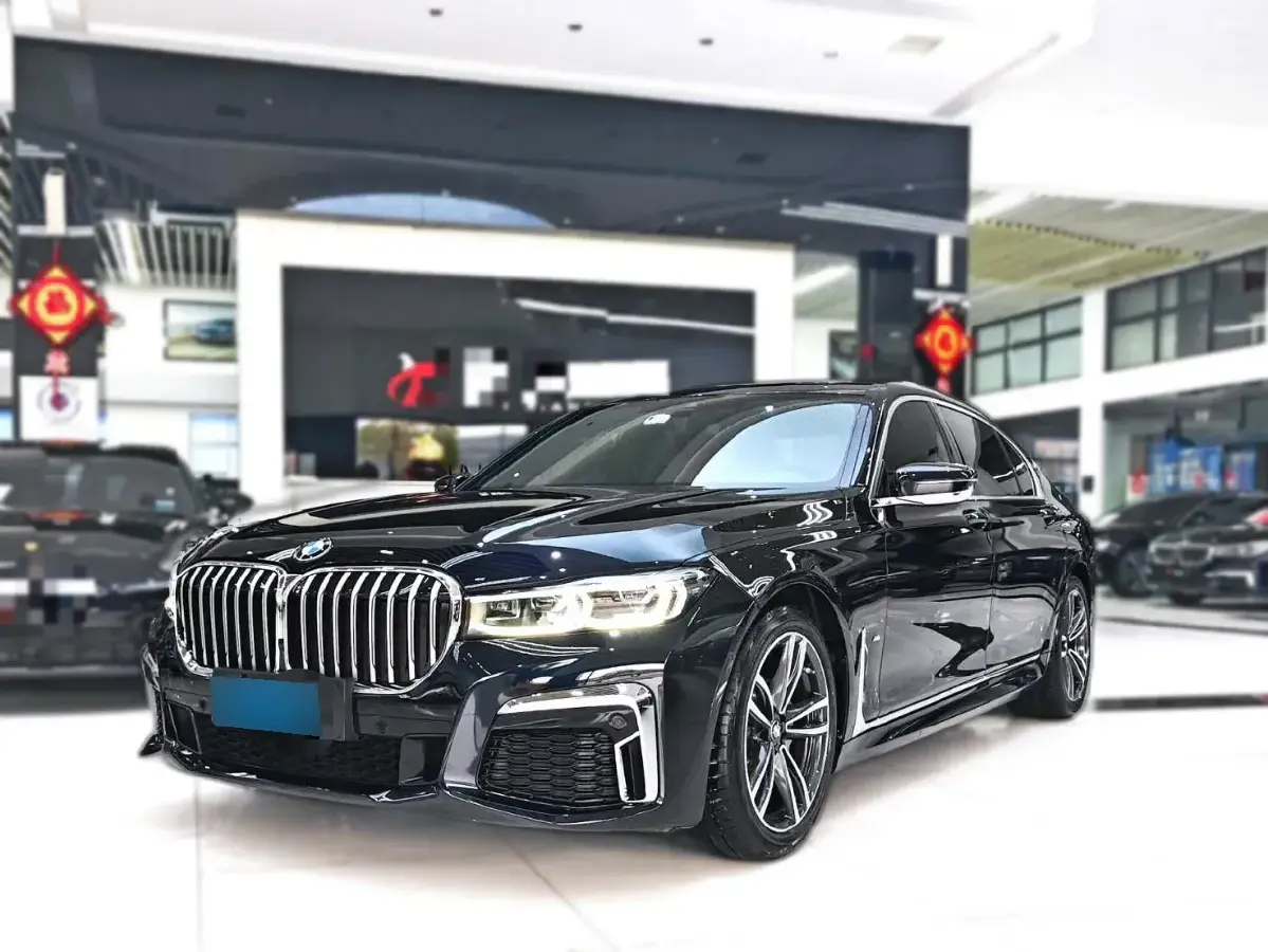 2021 BMW 7 Series 2.0T 265HP L4 8AT