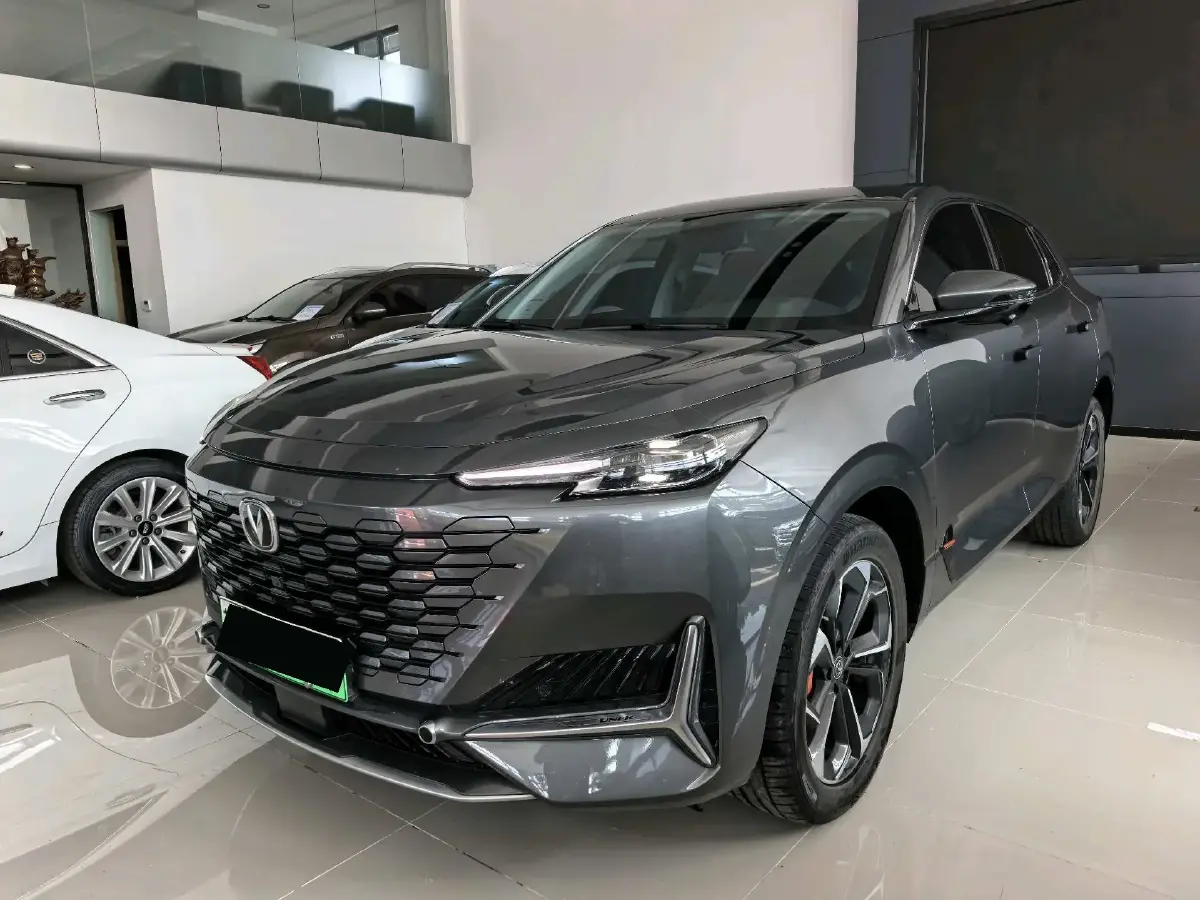 2023 ChangAn UNI-K iDD 1.5T 170HP L4 6TCT PHEV 28.39KWH