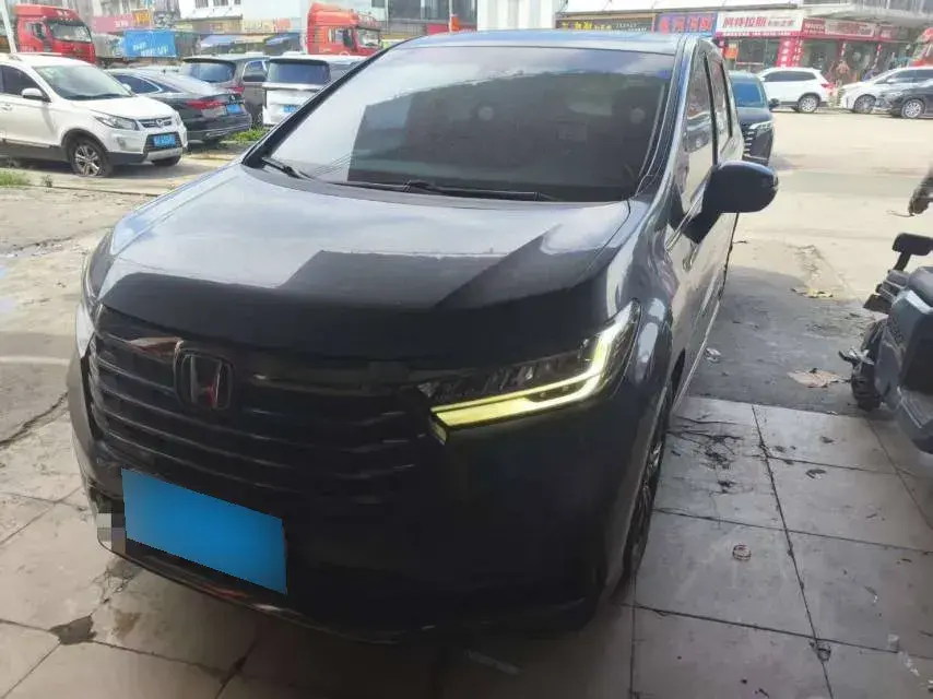 2022 Honda Odyssey 2.0L 146HP L4 E-CVT Hybrid