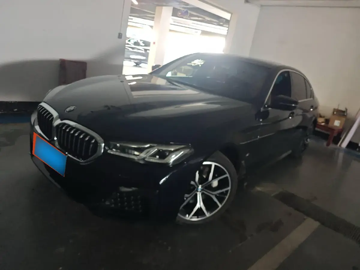 2023 BMW 5 Series 2.0T 245HP L4 8AT