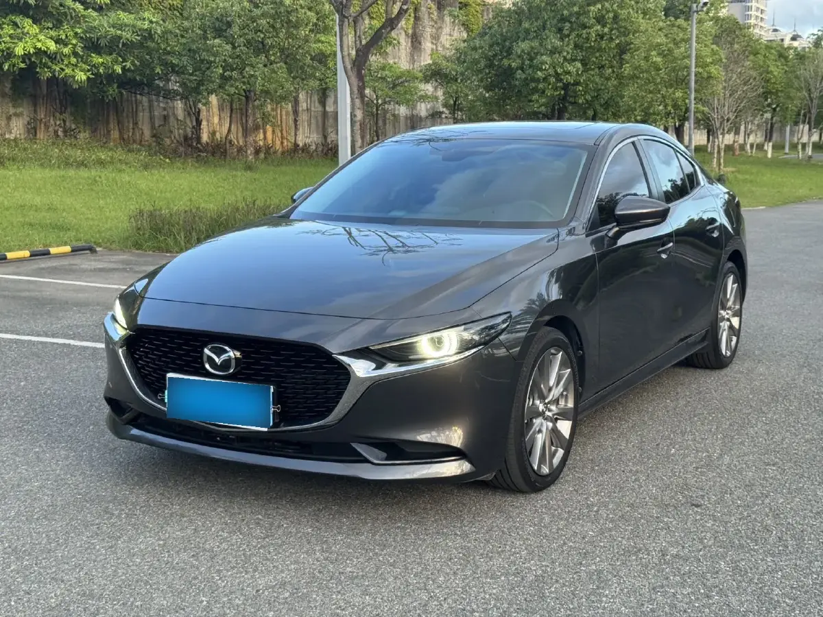 2022 Mazda 3 Axela 2.0L 158HP L4 6AT