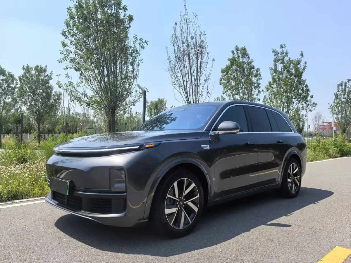 2023 Li L8 Range Extended 154HP REEV 40.9KWH