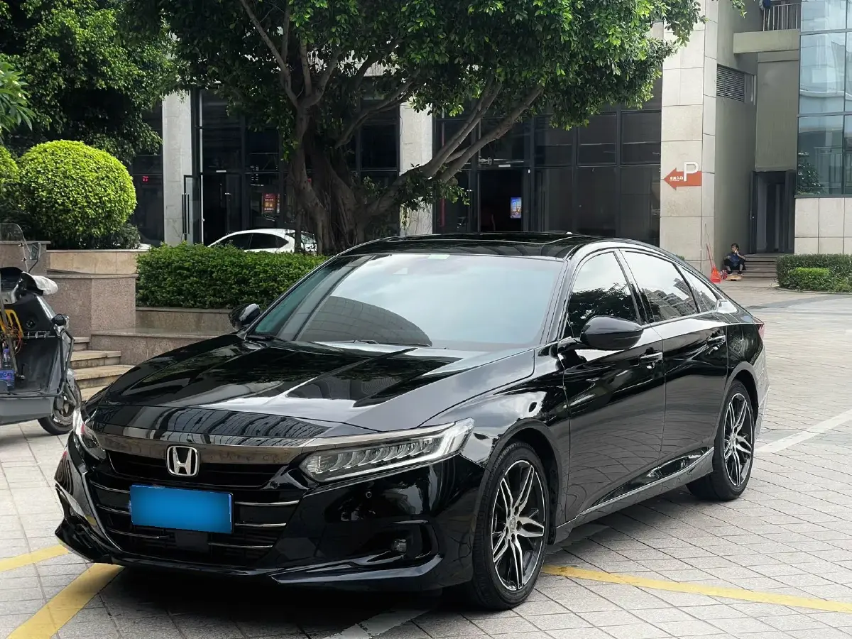 2022 Honda Accord 1.5T 194HP L4 CVT