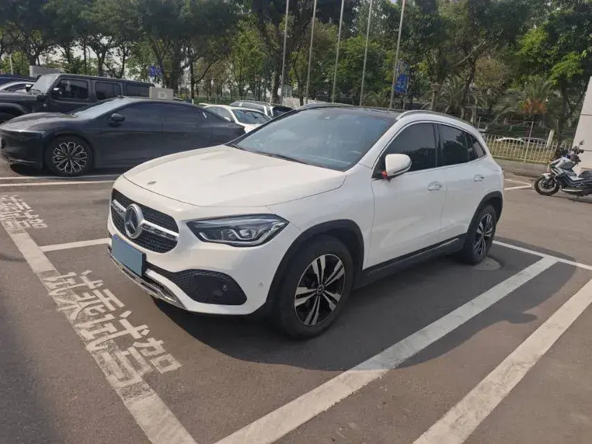 2022 Mercedes-Benz GLA Class 1.3T 163HP L4 7DCT