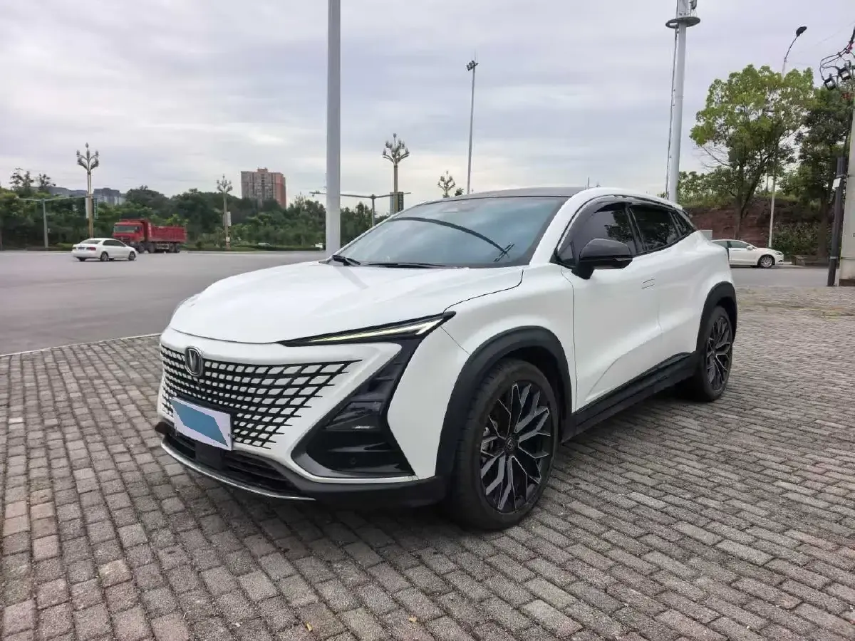 2022 ChangAn UNI-T 1.5T 188HP L4 7DCT