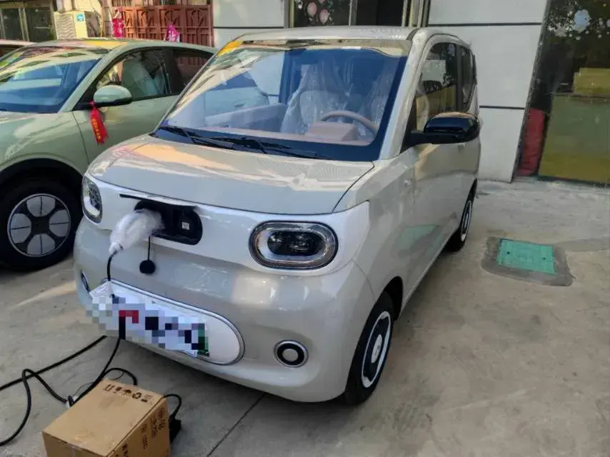 2024 WuLing HongGuang MINI EV BEV 17.3KWH,autocango,china used car exporter,china ev exporter,chinese used car exporter,chinese used ev exporter