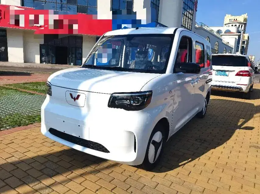 2025 WuLing ZhiGuang BEV 17.7KWH