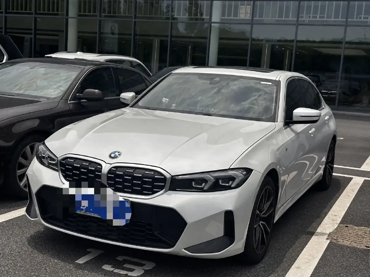 2023 BMW 3 Series 2.0T 184HP L4 8AT