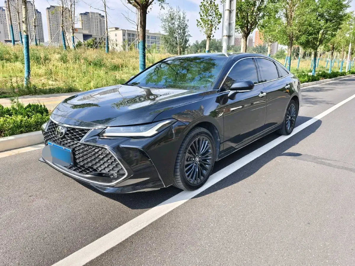 2022 Toyota Avalon 2.5L 209HP L4 8AT