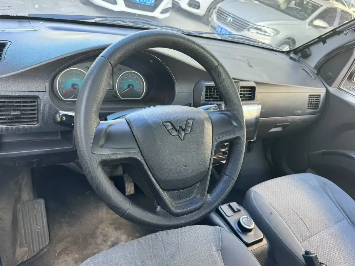 2021 WuLing Electric Truck BEV 41.86KWH,autocango,china used car exporter,china ev exporter,chinese used car exporter,chinese used ev exporter