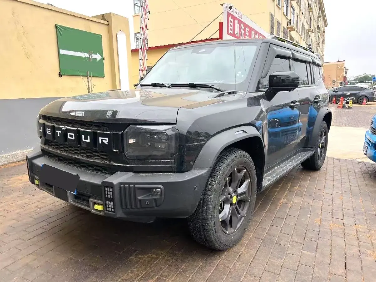 2023 Jetour Traveller 2.0T 254HP L4 7DCT