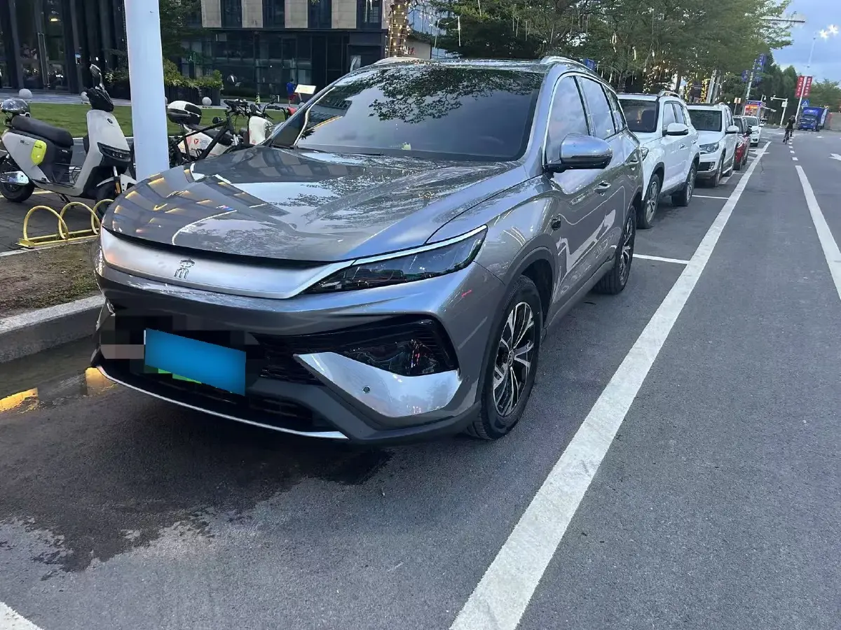 2025 BYD Song Pro 1.5L 101HP L4 E-CVT PHEV 18.3KWH