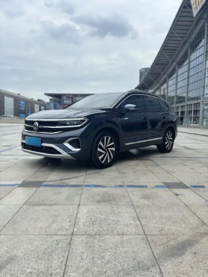 2021 Volkswagen Talagon 2.0T 220HP L4 7DCT