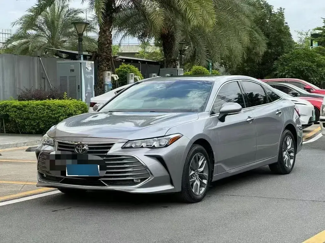 2022 Toyota Avalon 2.0L 178HP L4 CVT