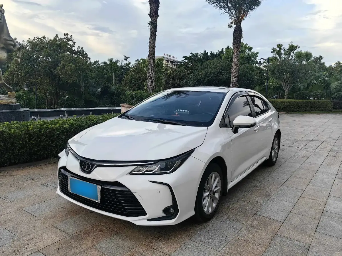 2021 Toyota Corolla 1.2T 116HP L4 CVT