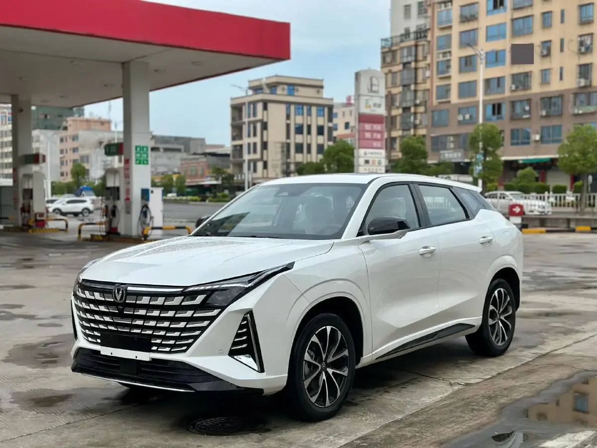 2024 ChangAn UNI-Z 1.5L 98HP L4 E-CVT PHEV 18.4KWH