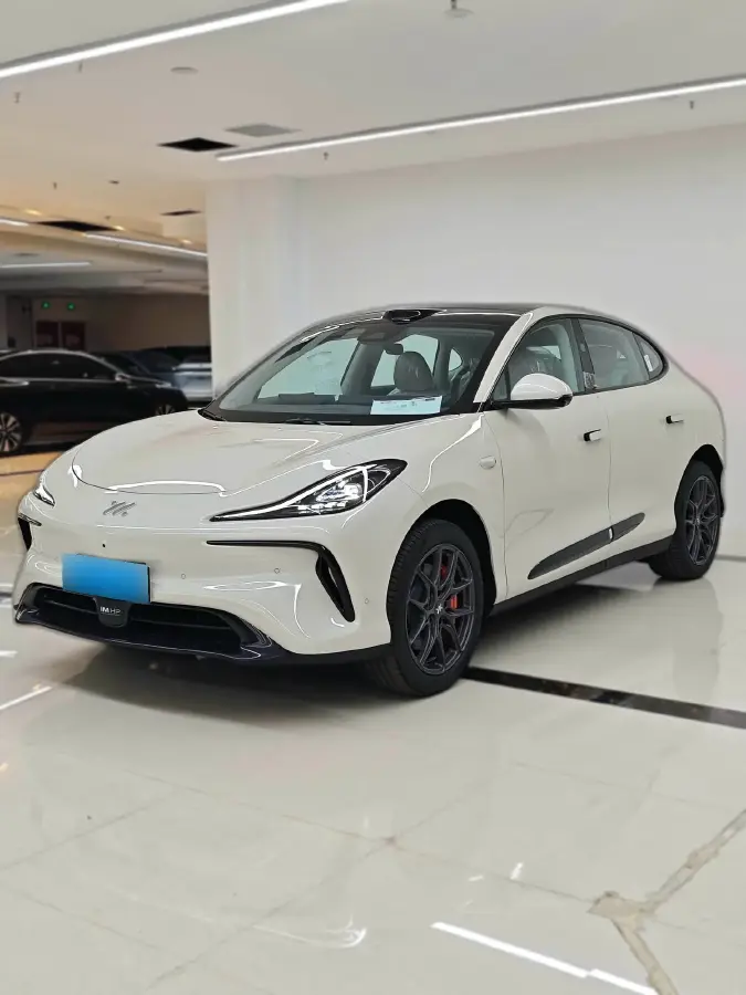 2025 IM LS6 BEV 75KWH