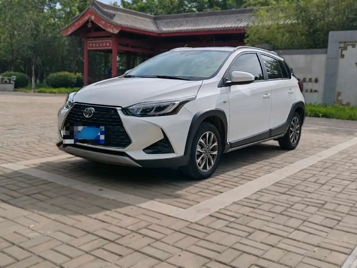 2022 Toyota Yaris L 1.5L 112HP L4 CVT