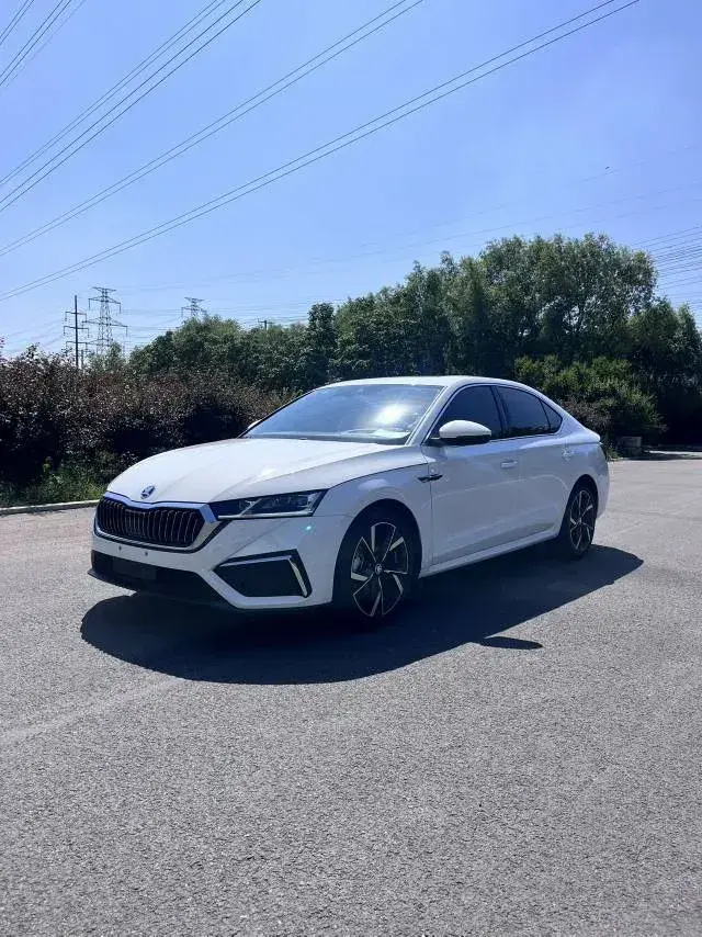 2022 Skoda Octavia 1.4T 150HP L4 7DCT