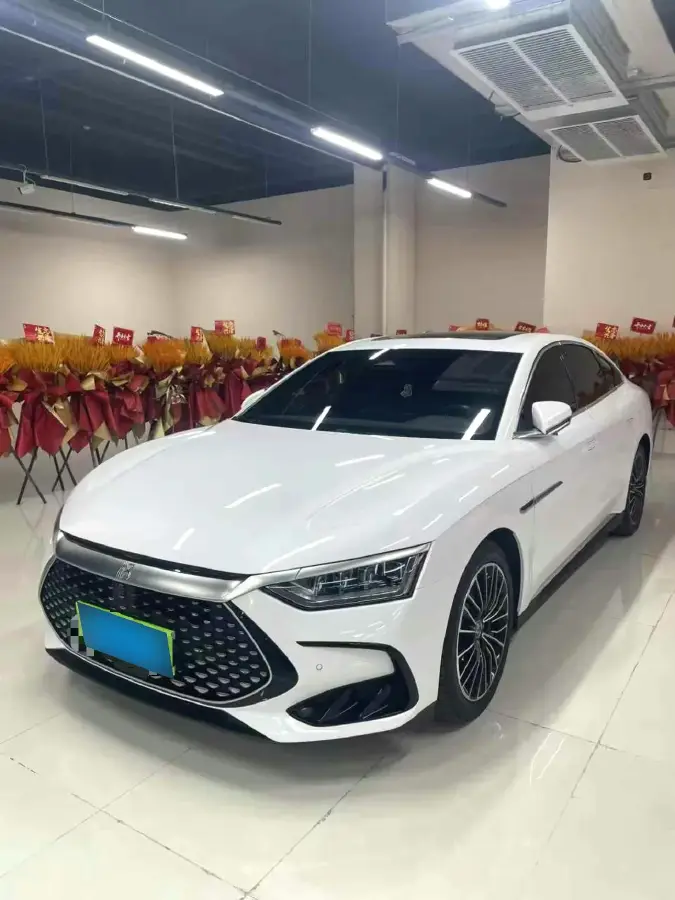 2022 BYD Han 1.5T 139HP L4 E-CVT PHEV 18.3KWH