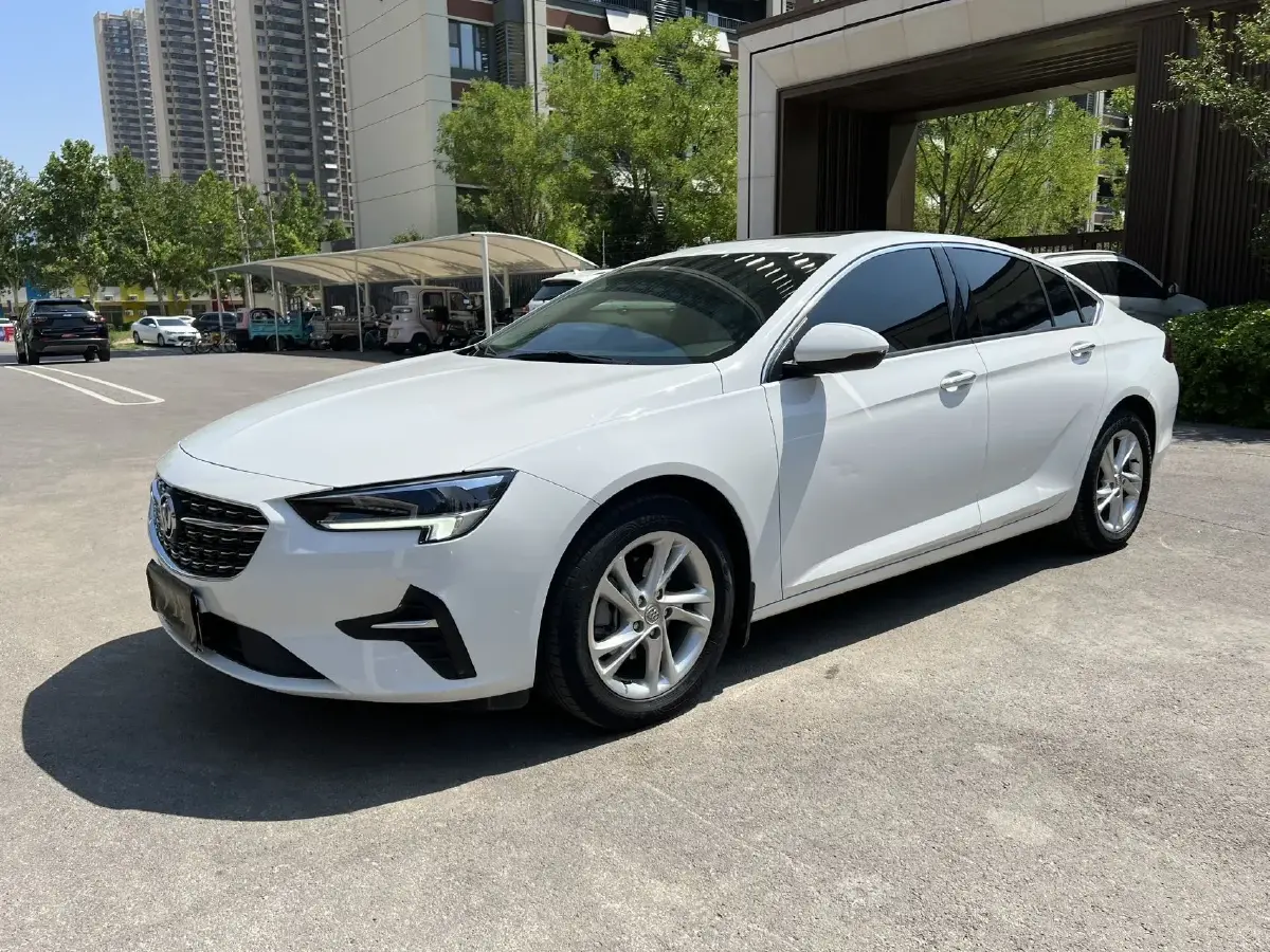 2022 Buick Regal 1.5T 169HP L4 9AT