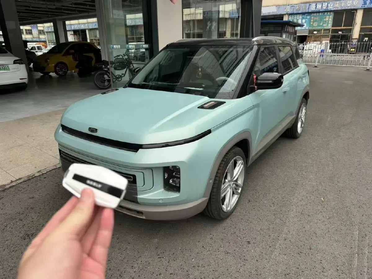 2022 Geely ICON 1.5T 177HP L3 6AT