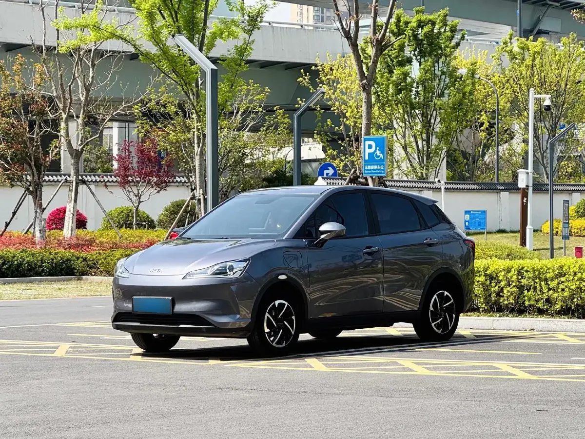 2022 Neta V BEV 38.54KWH