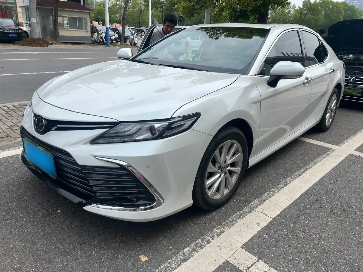 2021 Toyota Camry 2.0L 178HP L4 CVT