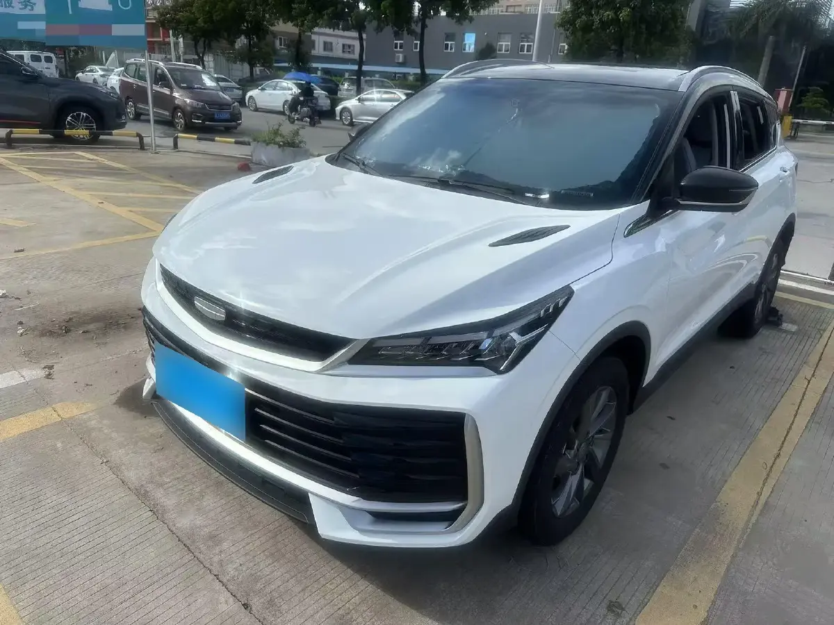 2025 Geely Coolray 1.5T 181HP L4 7DCT