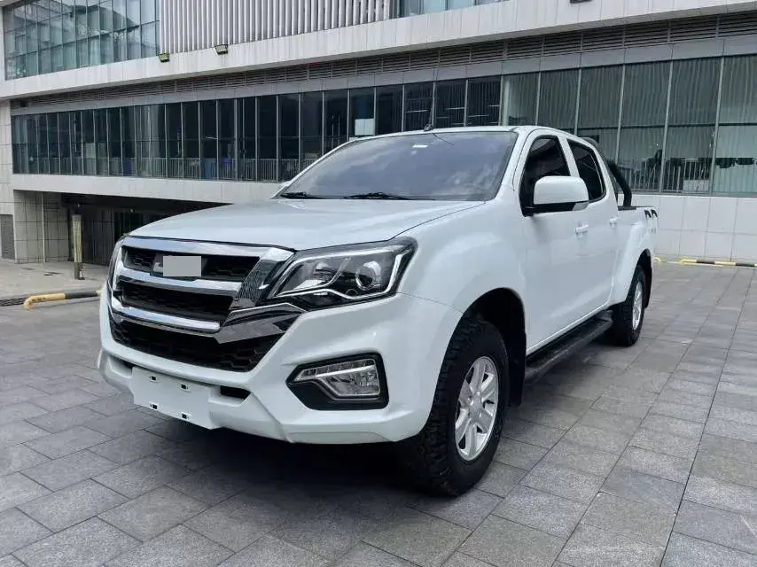 2022 Isuzu Jim 2.8T 120HP L4 5MT