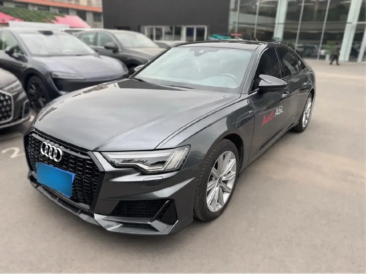 2024 Audi A6L 2.0T 245HP L4 7DCT