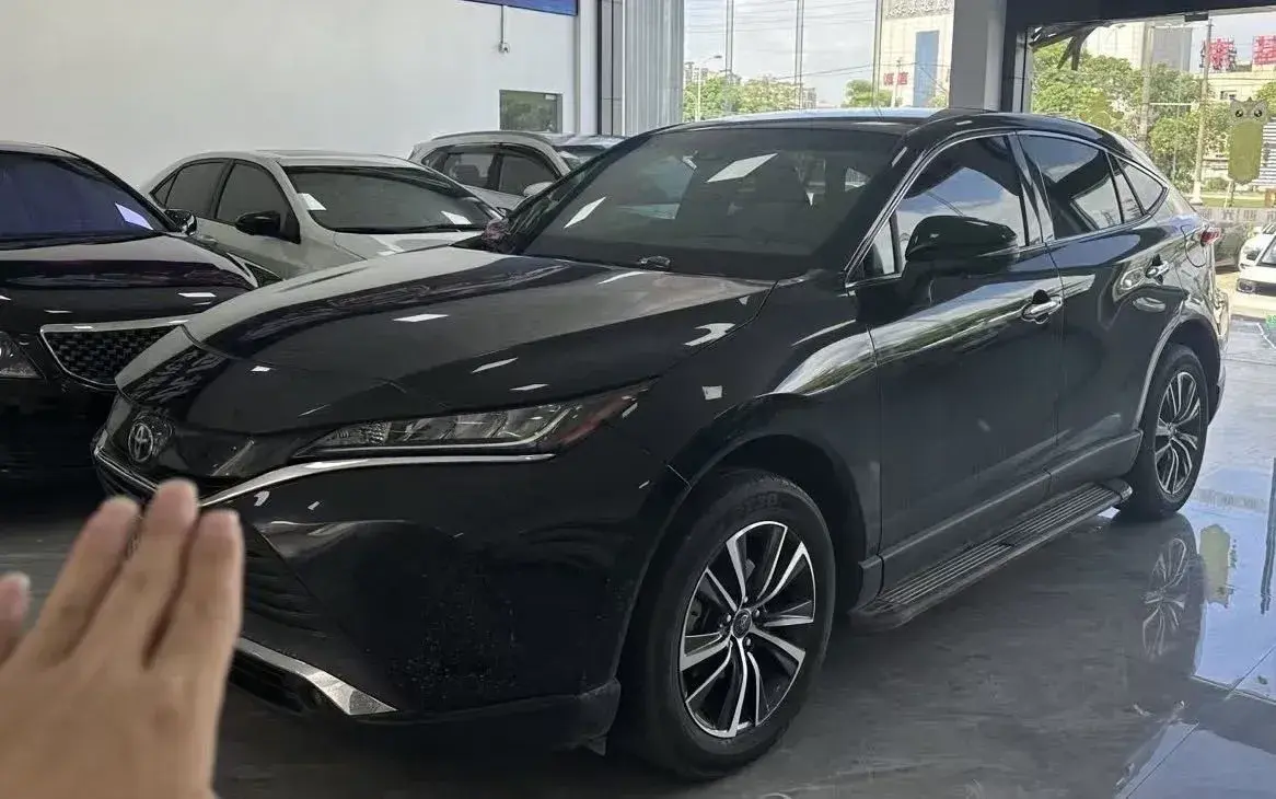 2022 Toyota Harrier 2.0L 171HP L4 CVT