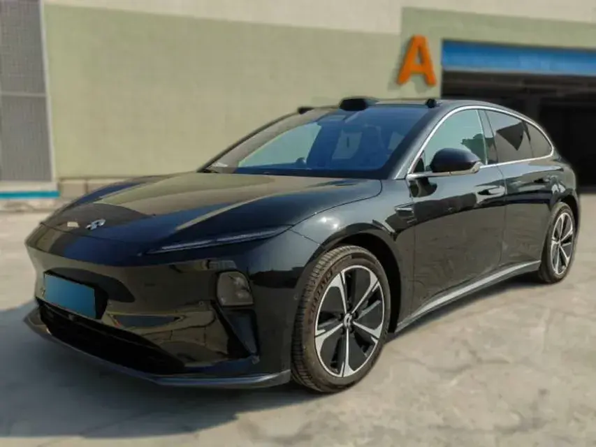 2023 NIO ET5T BEV 75KWH