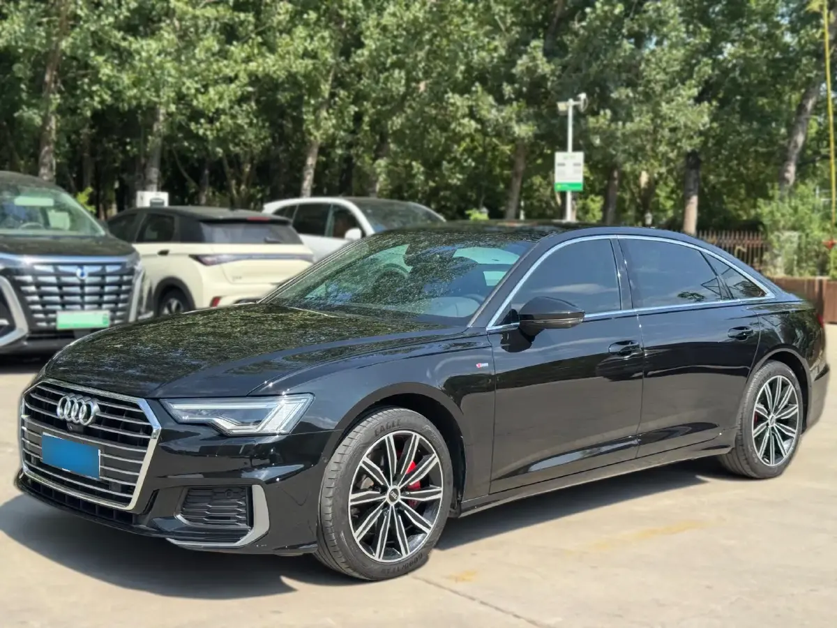 2022 Audi A6L 2.0T 224HP L4 7DCT
