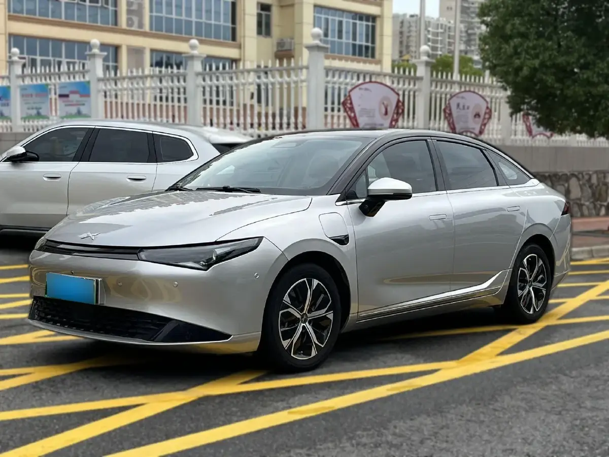 2024 Xpeng P5 BEV 55.4KWH