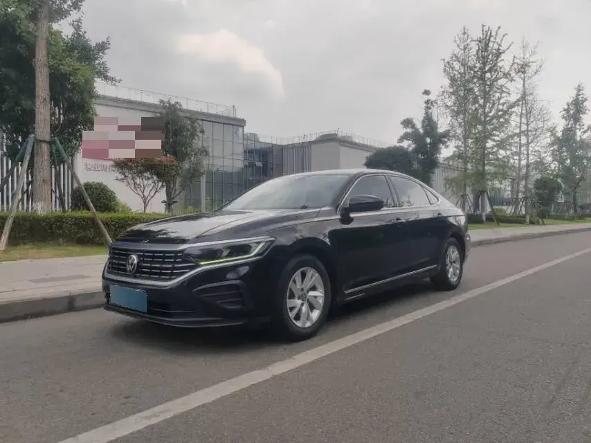 2022 Volkswagen Passat 1.4T 150HP L4 7DCT