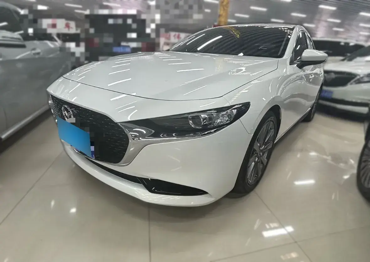 2022 Mazda 3 Axela 2.0L 158HP L4 6AT
