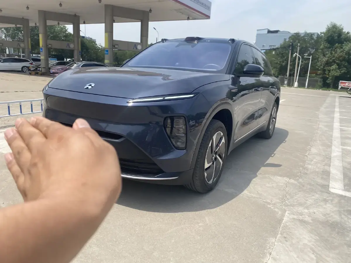 2023 NIO ES8 BEV 75KWH