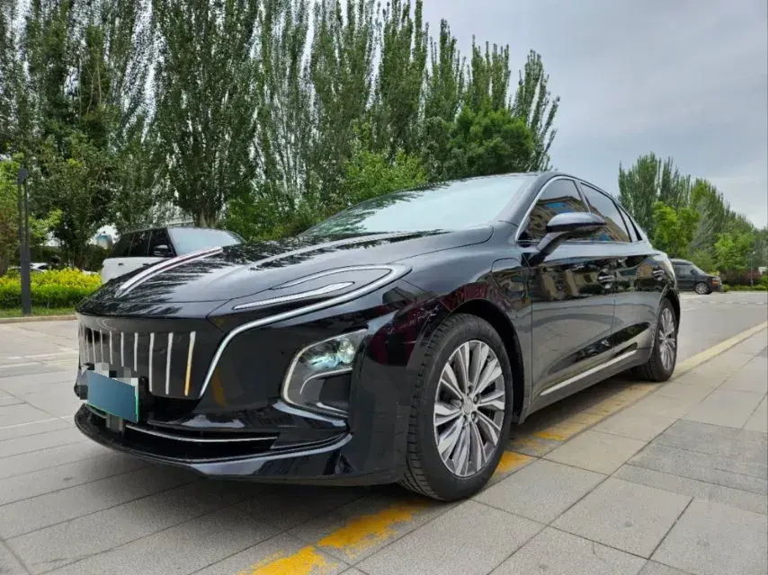 2023 HongQi E-QM5 BEV 74.9KWH