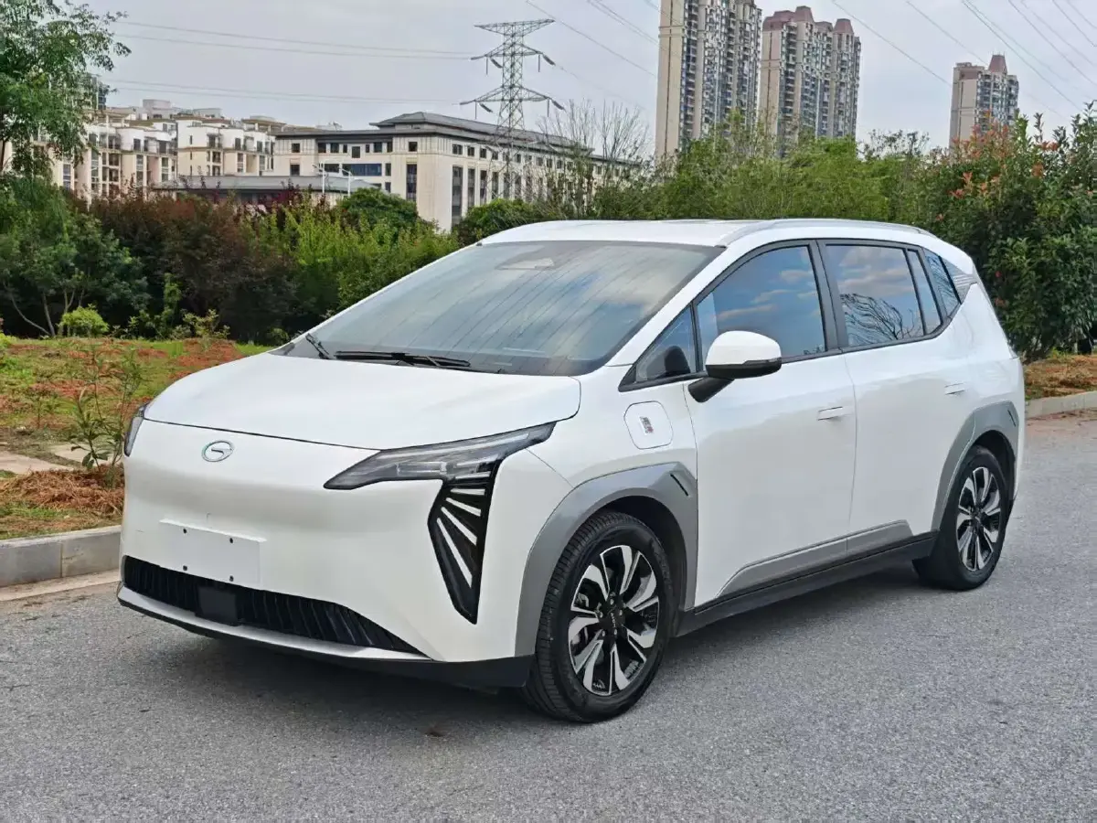 2023 Aion Y BEV 68.2KWH