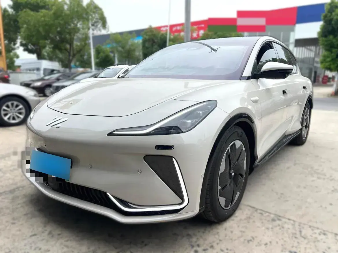 2023 IM LS7 BEV 90KWH