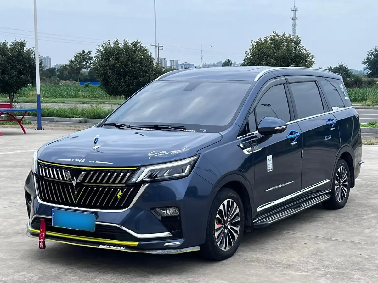 2022 WuLing JiaChen 1.5T 147HP L4 CVT