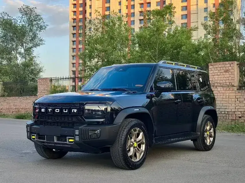 2023 Jetour Traveller 2.0T 254HP L4 8AT