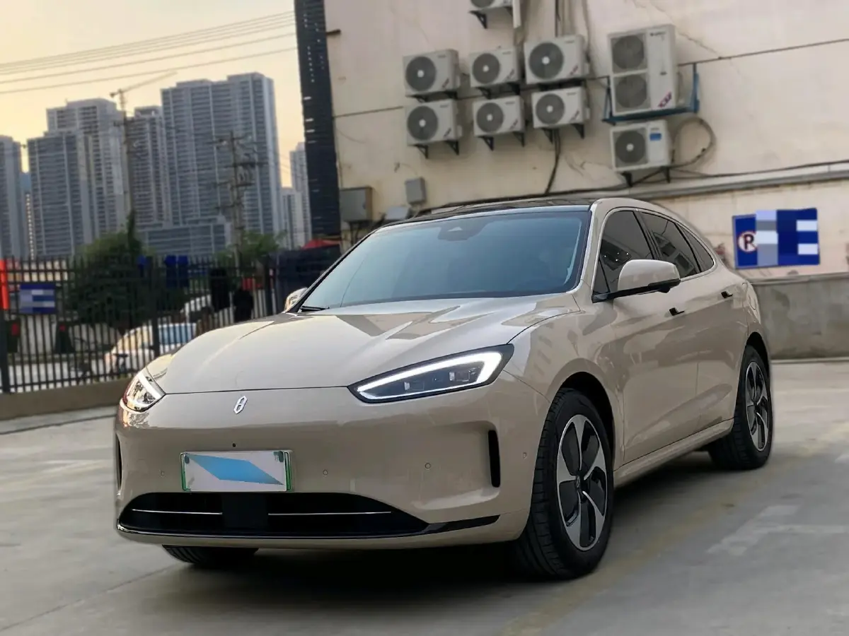 2022 HIMA AITO M5 Range Extended 125HP REEV 40KWH