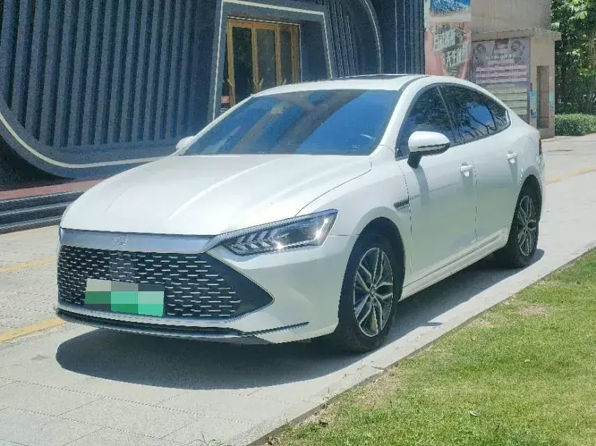 2021 BYD Qin Plus 1.5L 110HP L4 E-CVT PHEV 18.32KWH