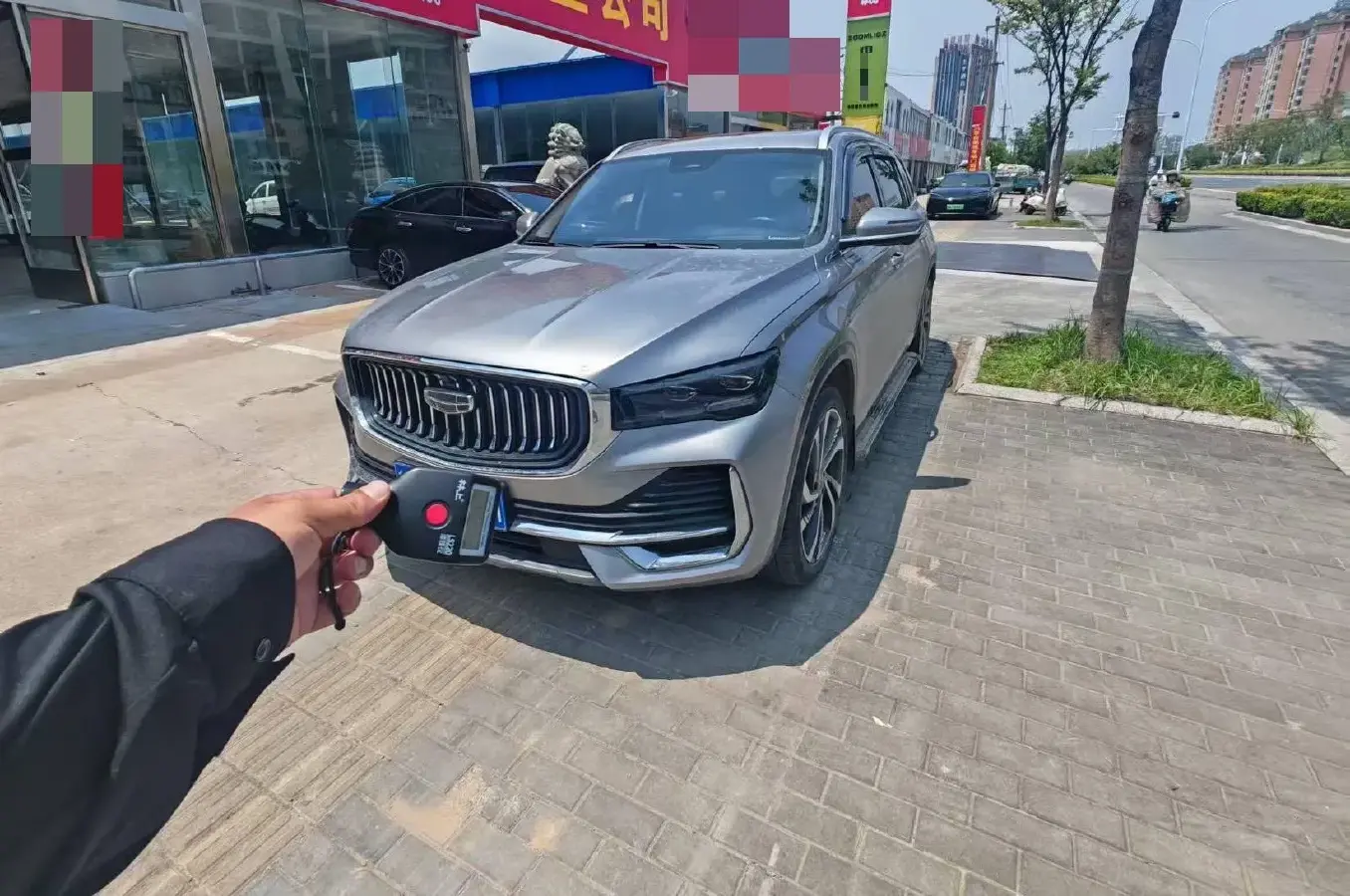 2023 Geely Monjaro 2.0T 238HP L4 8AT