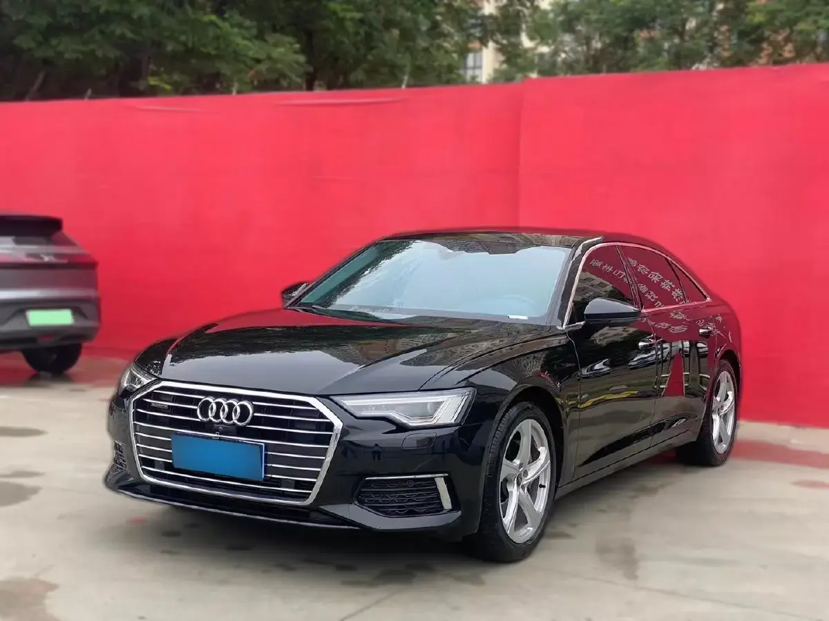 2022 Audi A6L 2.0T 224HP L4 7DCT